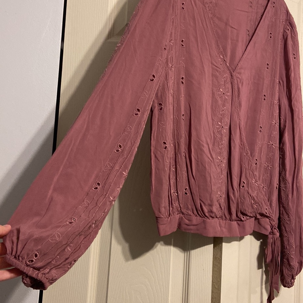 Aeropostale Blouse - Picture 3 of 7